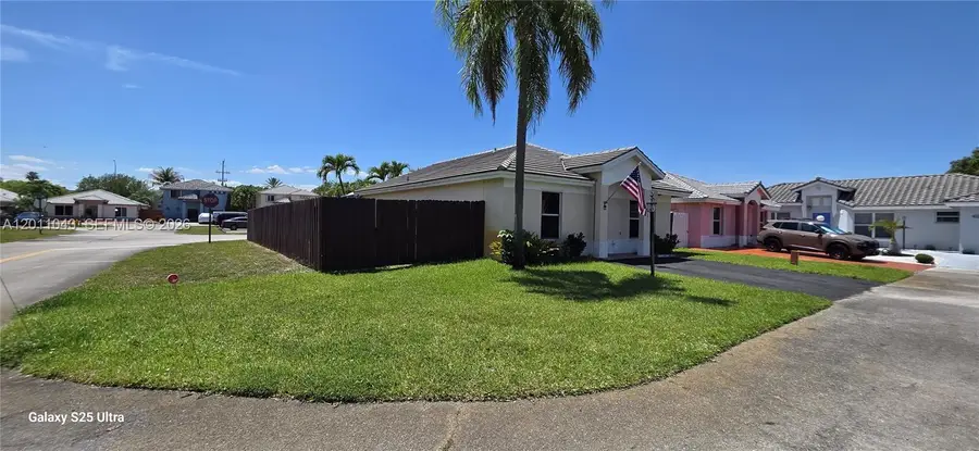 18516 NW 56th Ave, Miami Gardens, FL 33055 - #2