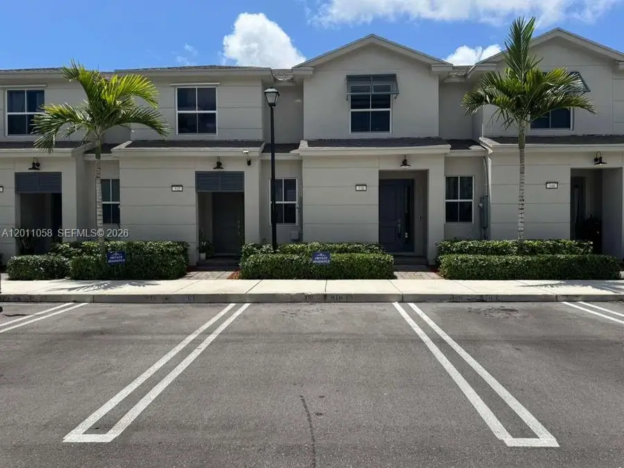 336 NW 8th Ct, Pompano Beach, FL 33060 - #2