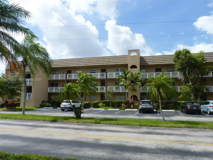9241 Sunrise Lakes Blvd #201, Sunrise, FL 33322 - #3