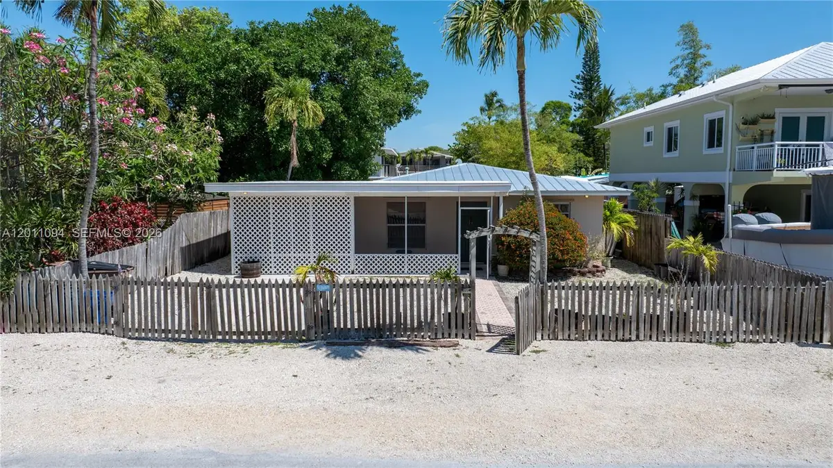 56 SE Marlin Ave, Key Largo, FL 33037 - #1
