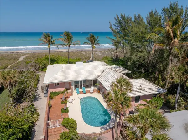 55 N Beach Rd, Jupiter Island, FL 33455