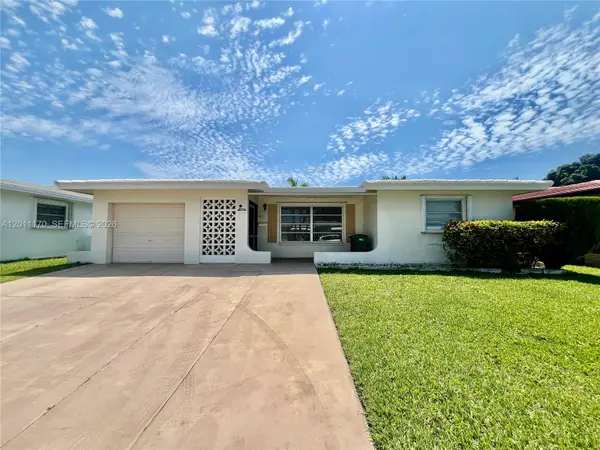 4402 NW 43rd Ter, Tamarac, FL 33319