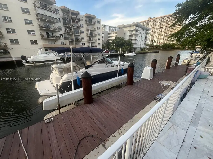 3915 NE 168th St #3915, North Miami Beach, FL 33160 - #3