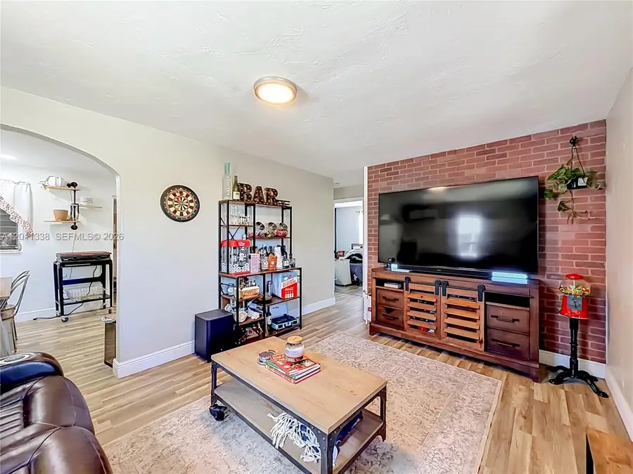 800 NW 17th Ter, Pompano Beach, FL 33069 - #3