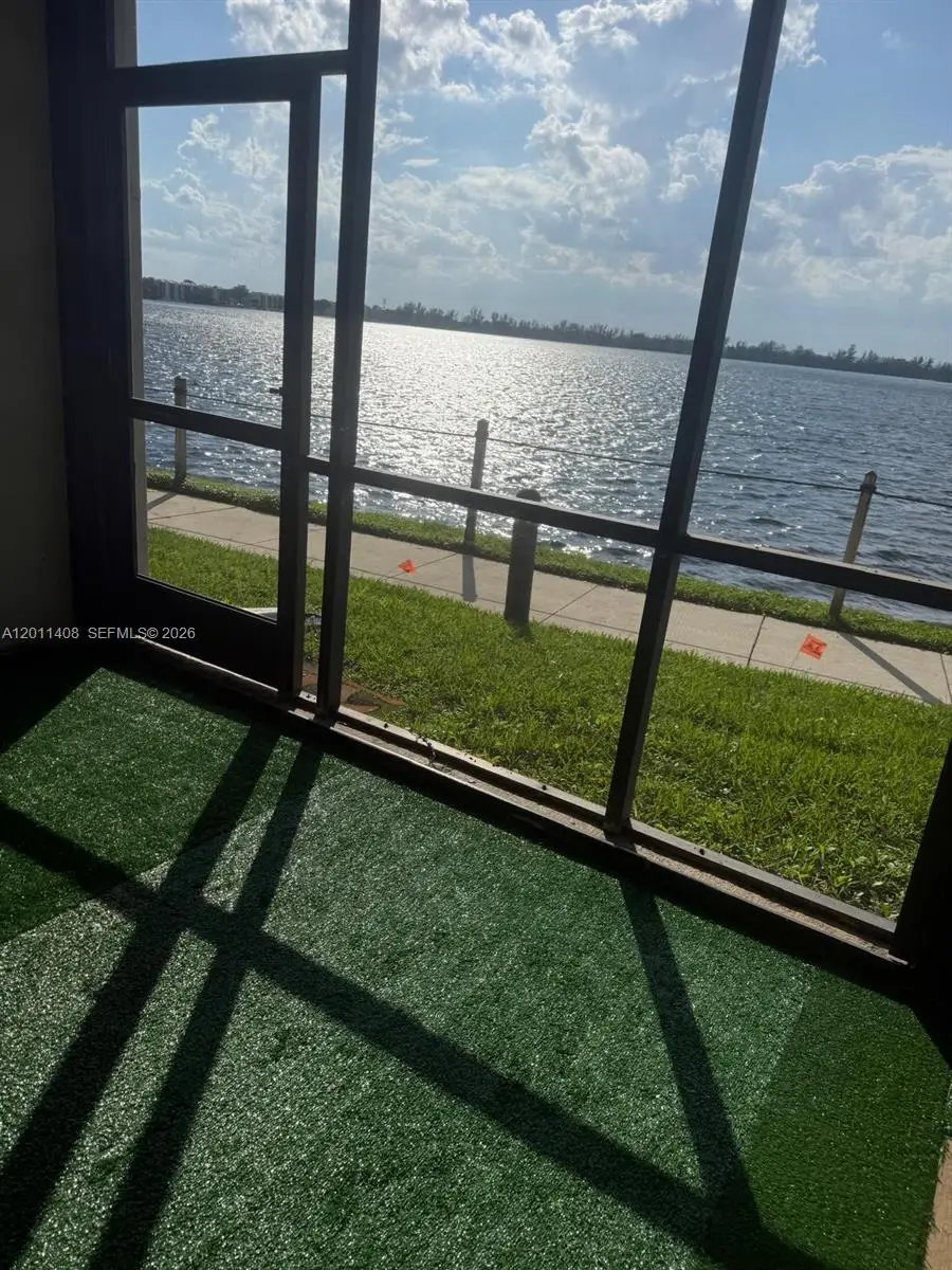 109 Lake Emerald Dr #102, Oakland Park, FL 33309 - #2
