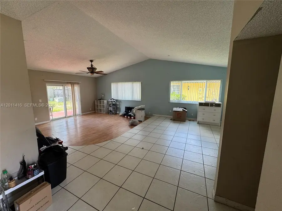 8700 NW 46th Ct, Lauderhill, FL 33351 - #3