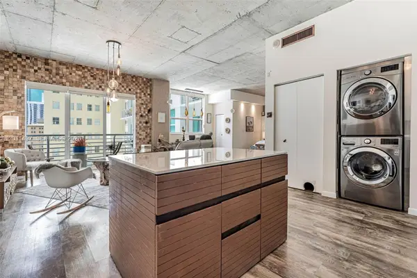 133 NE 2nd Ave #1208, Miami, FL 33132