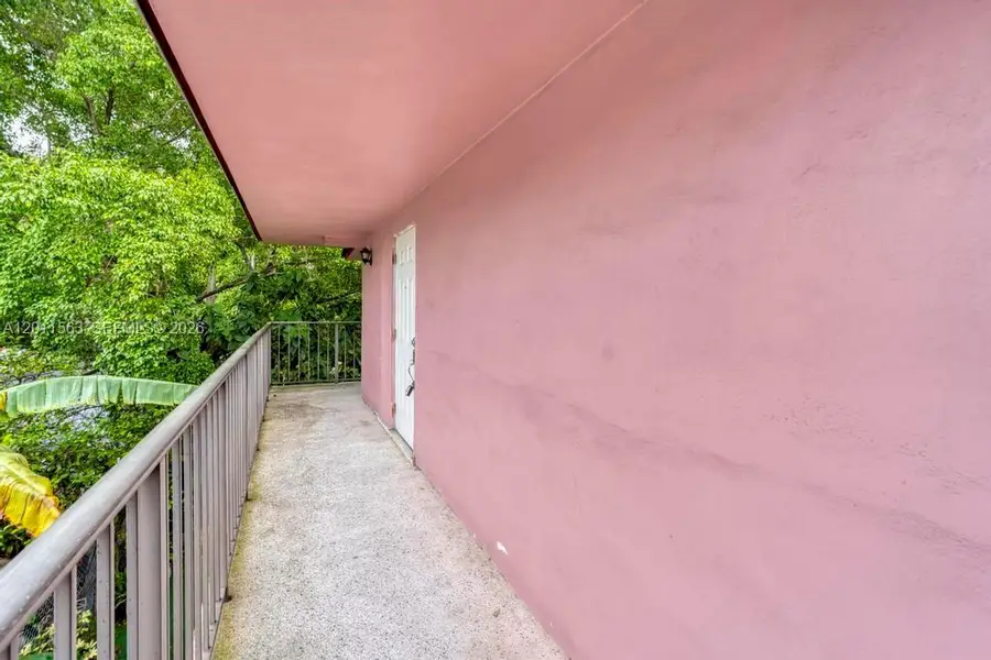 519 NW 10th Ave, Miami, FL 33136 - #3