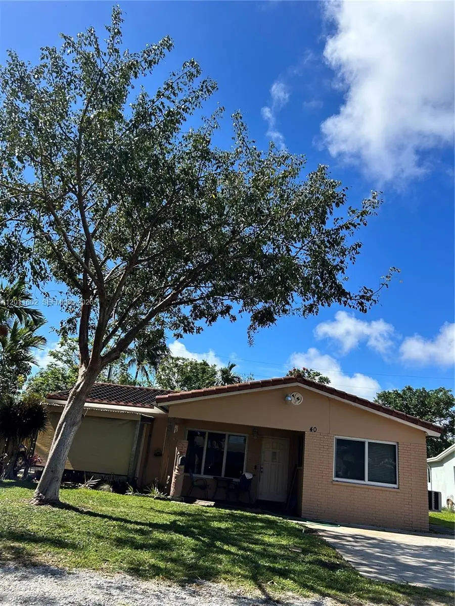40 SE 8th St, Dania Beach, FL 33004 - #1