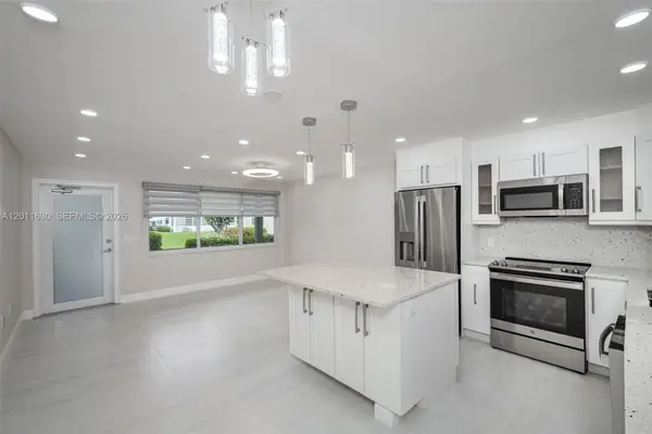 102 E Upminster E #102, Deerfield Beach, FL 33442