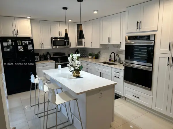 5455 NW 59th Pl, Tamarac, FL 33319