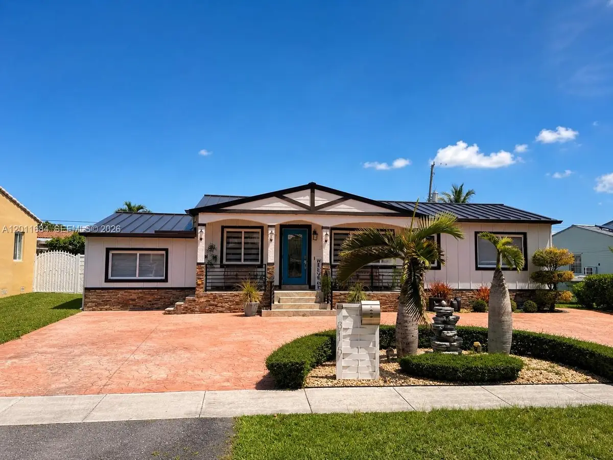 315 W 62nd St, Hialeah, FL 33012 - #1
