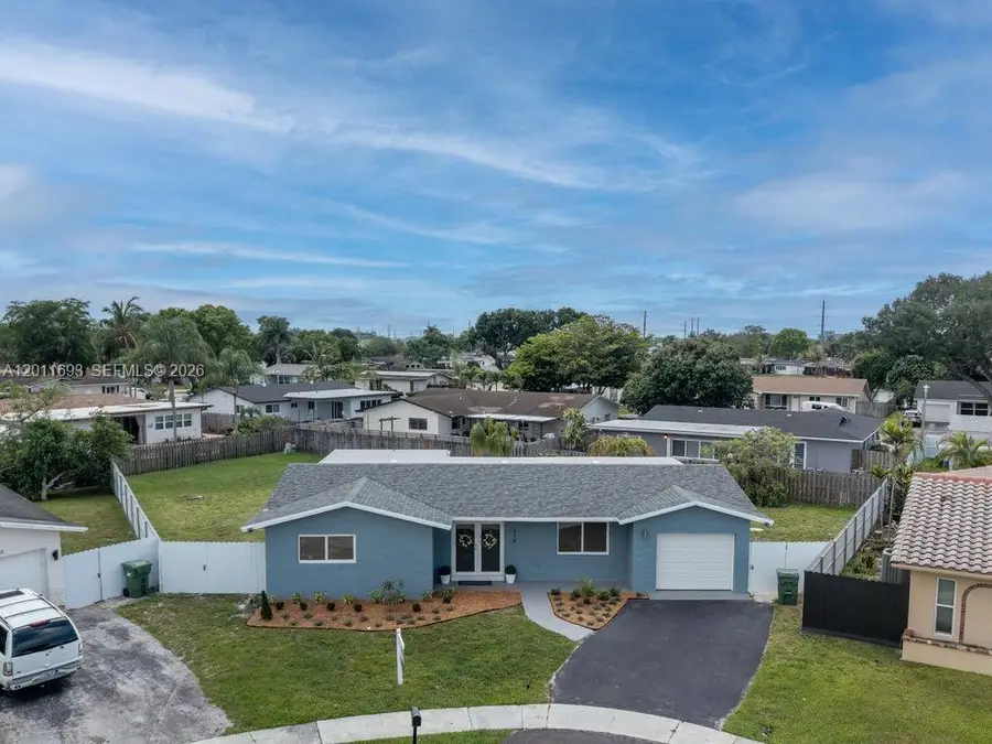 510 NW 97th Ter, Pembroke Pines, FL 33024 - #2