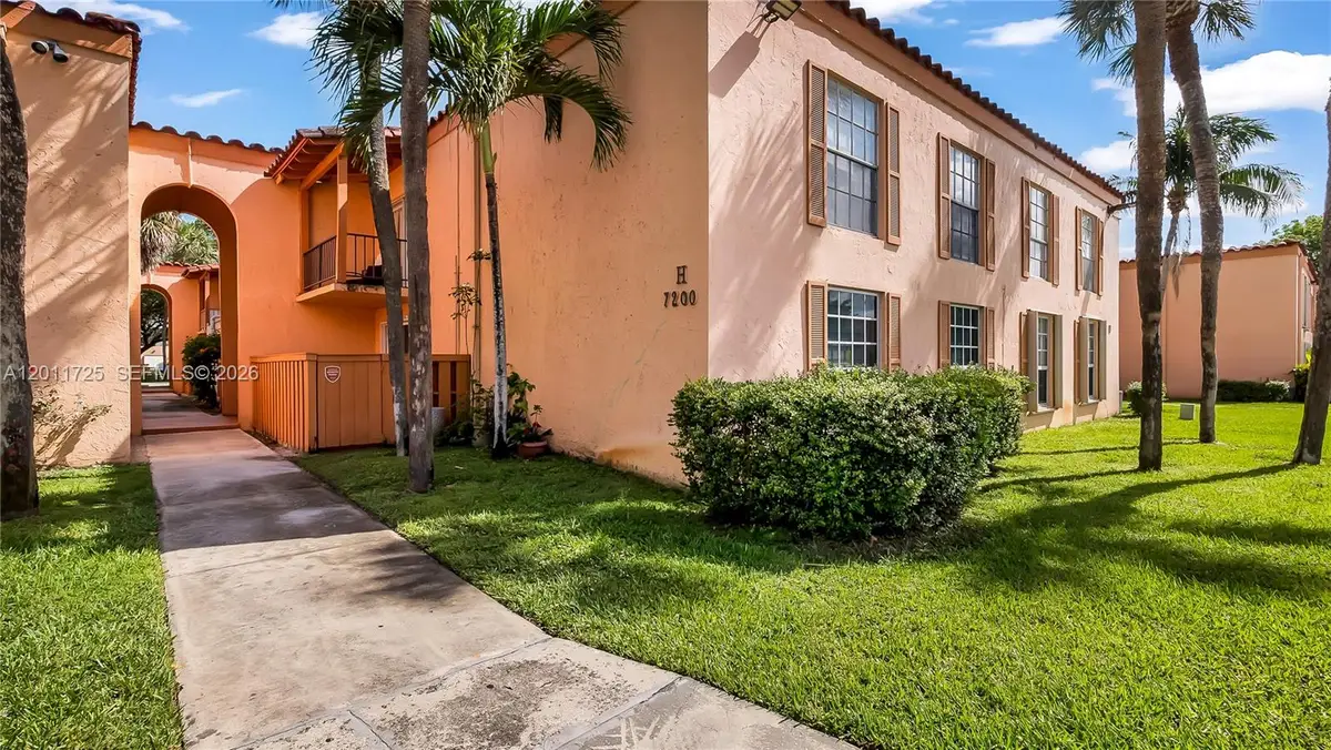 7200 Fairway Dr #H12, Miami Lakes, FL 33014 - #1