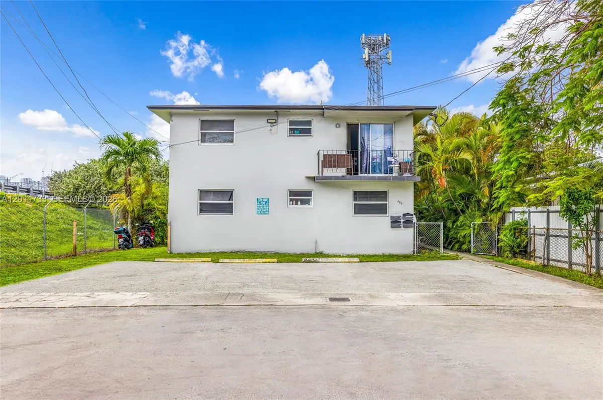 650 NW 28th St, Miami, FL 33127 - #1