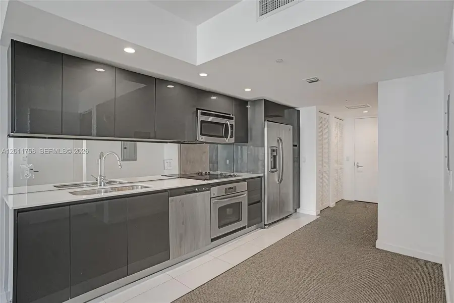 31 SE 6th St #805, Miami, FL 33131 - #2