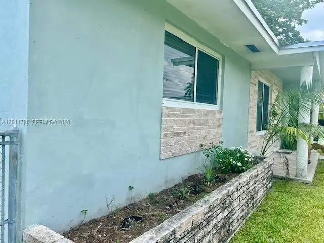 1328 Arthur St, Hollywood, FL 33019 - #2