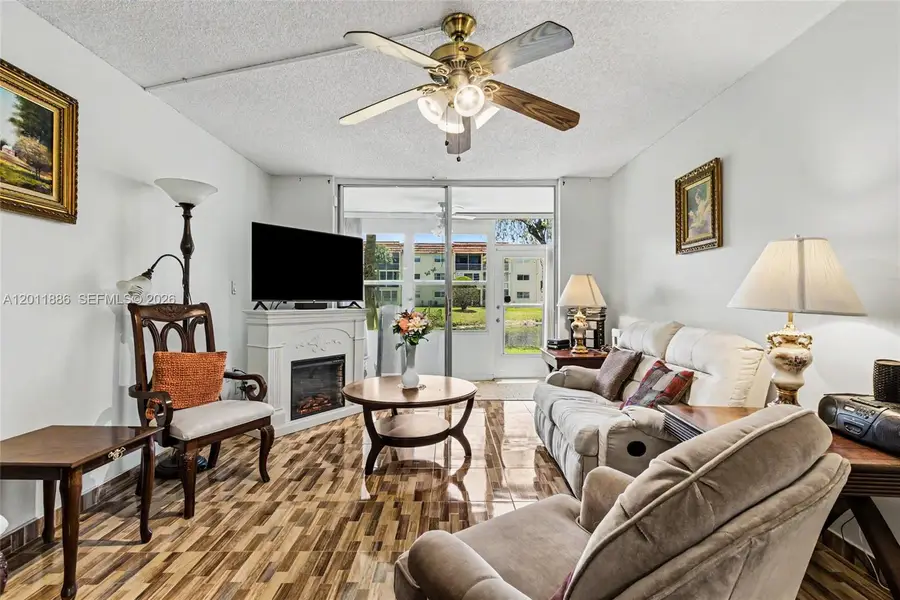 2831 E Sunrise Lakes Dr #105, Sunrise, FL 33322 - #2