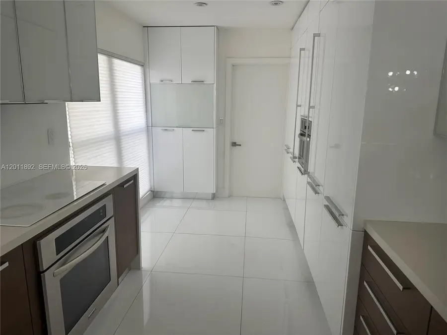 9871 NW 52nd Ln, Doral, FL 33178 - #3