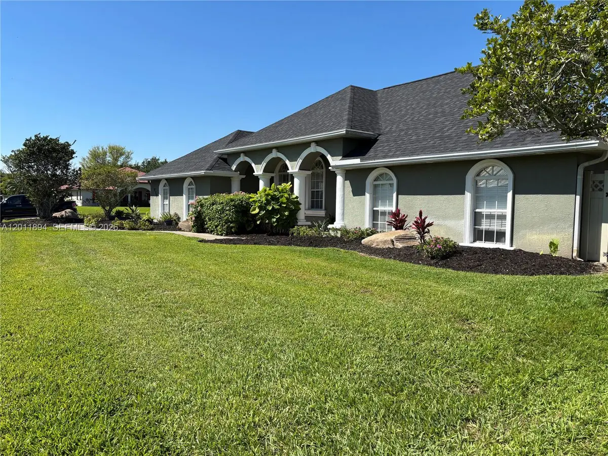 933 Sawgrass St, Clewiston, FL 33440 - #1