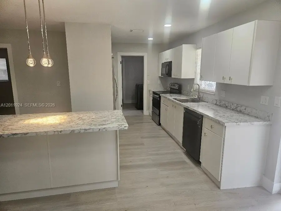 1761 NW 26th Ter, Fort Lauderdale, FL 33311 - #2