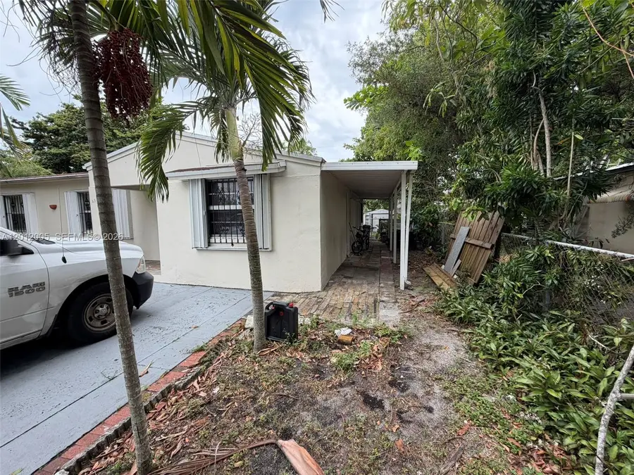 596 NW 109th St, Miami, FL 33168 - #3