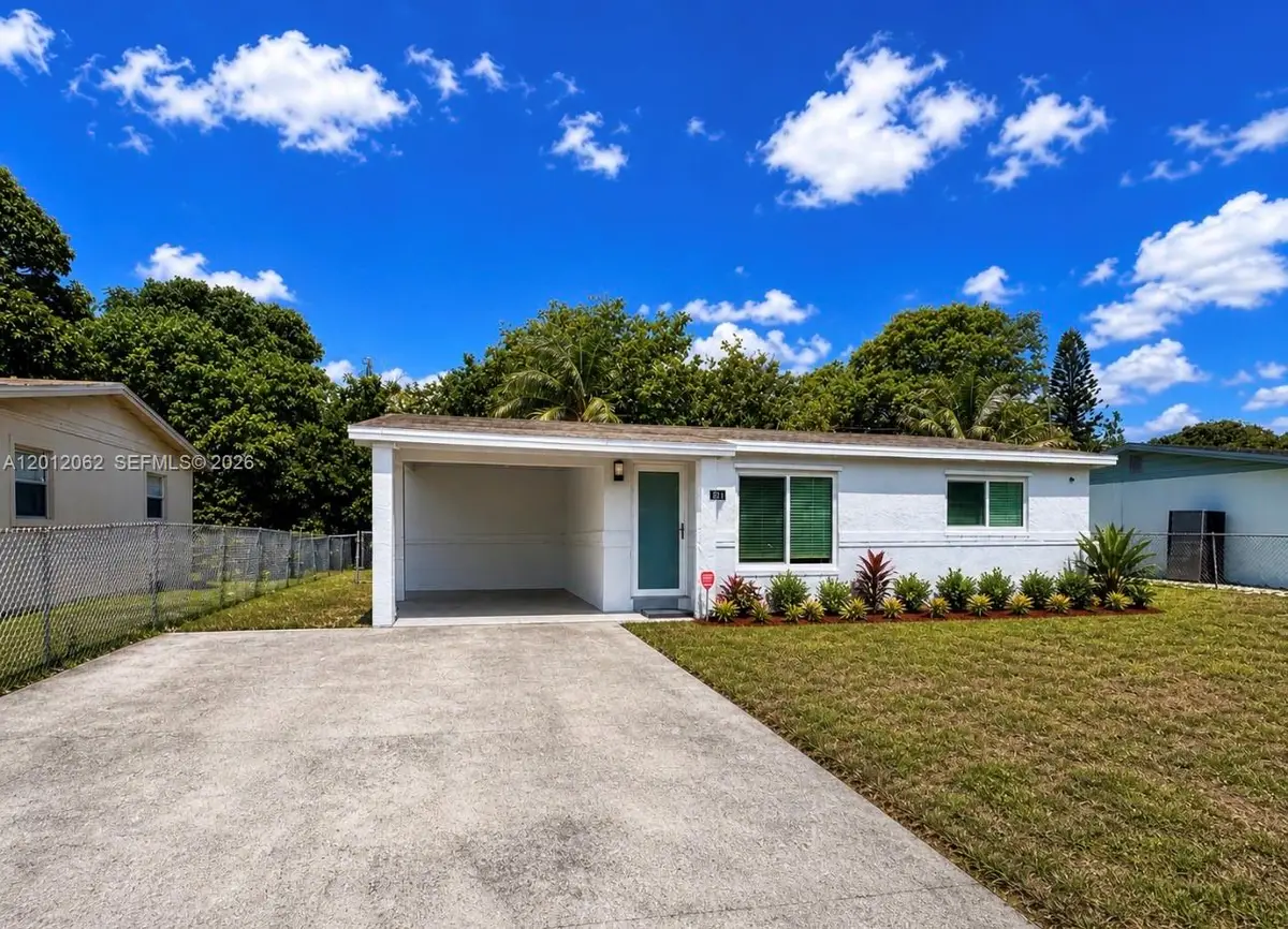 2040 NW 29th Ter, Fort Lauderdale, FL 33311 - #1