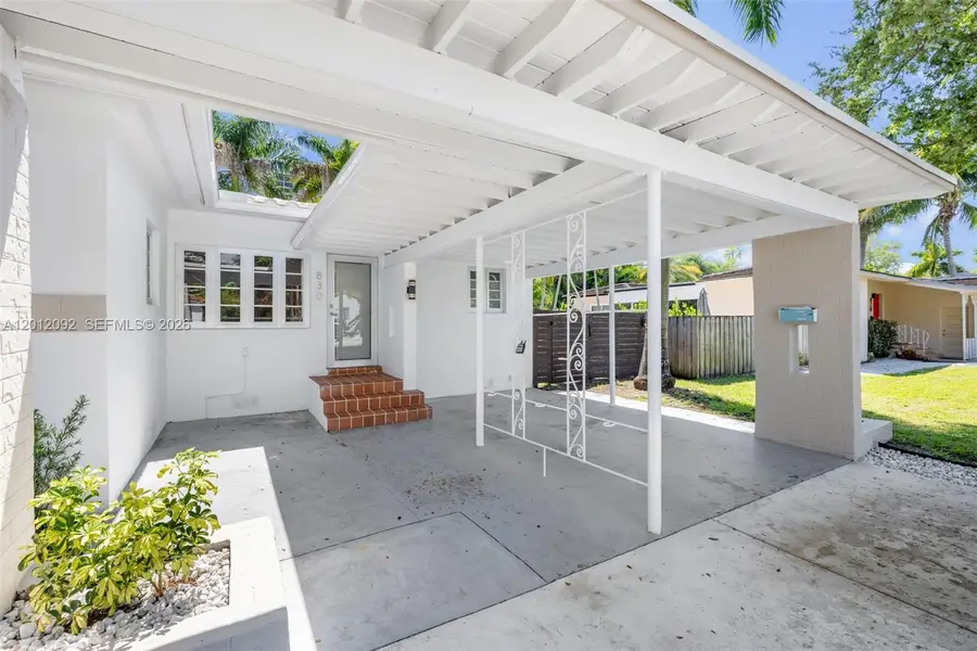 830 NE 72nd St, Miami, FL 33138 - #2