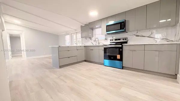 21610 NW 7th Ct, Pembroke Pines, FL 33029