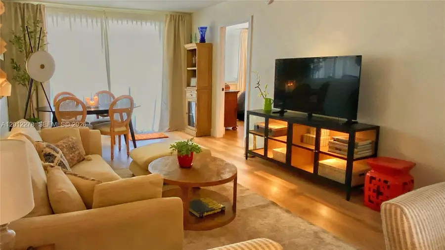 1331 Lincoln Rd #702, Miami Beach, FL 33139 - #3
