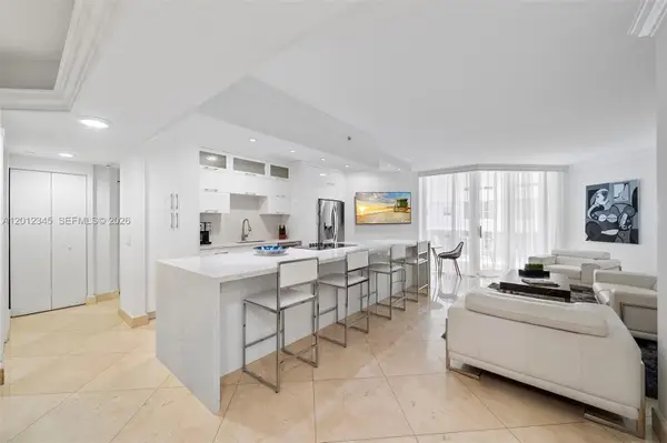 4775 Collins Ave #1504, Miami Beach, FL 33140