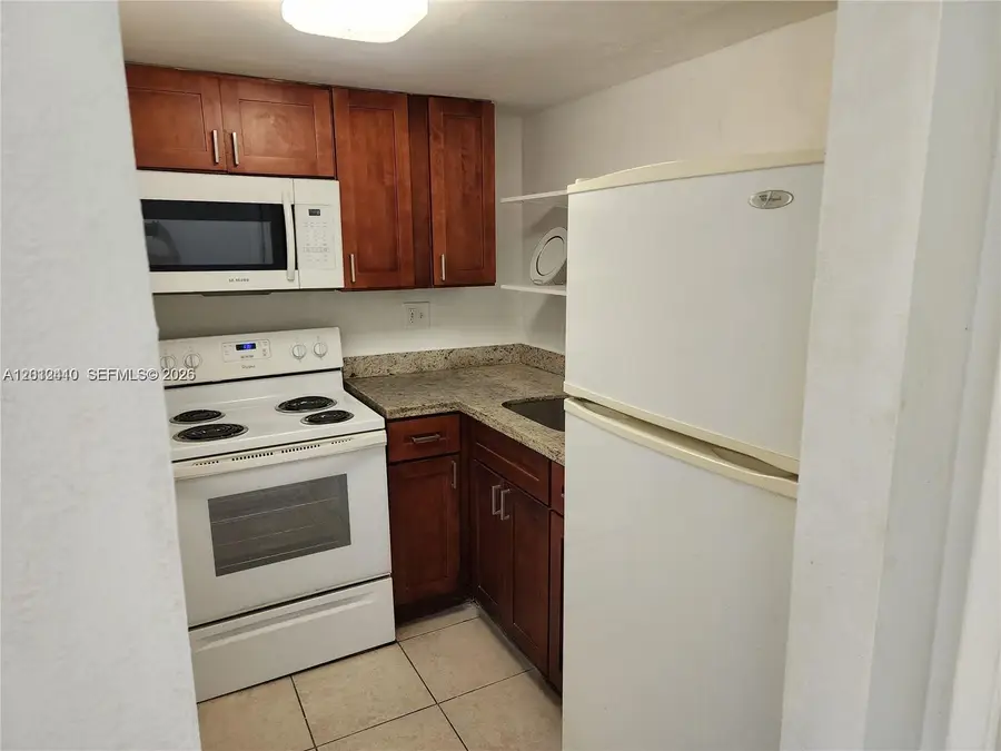 241 SE 9th Ave #103, Pompano Beach, FL 33060 - #3