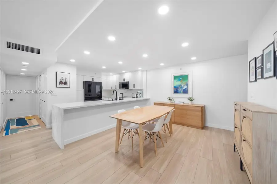 1621 Collins Ave #PH1002, Miami Beach, FL 33139 - #2
