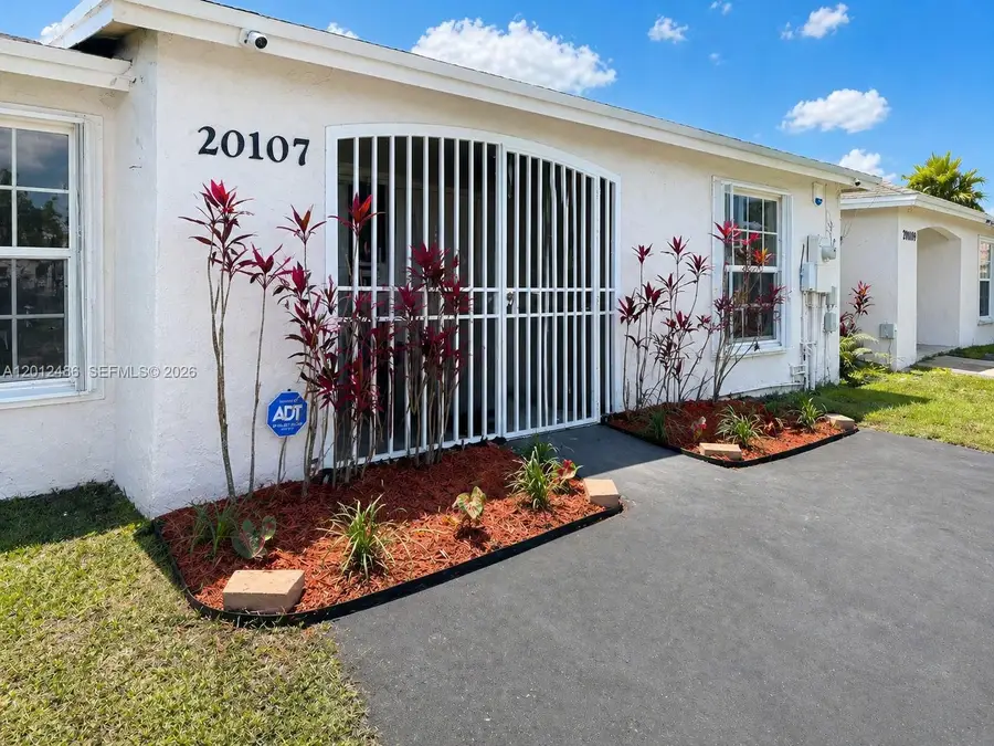 20107 NW 27th Cir, Miami Gardens, FL 33056 - #2