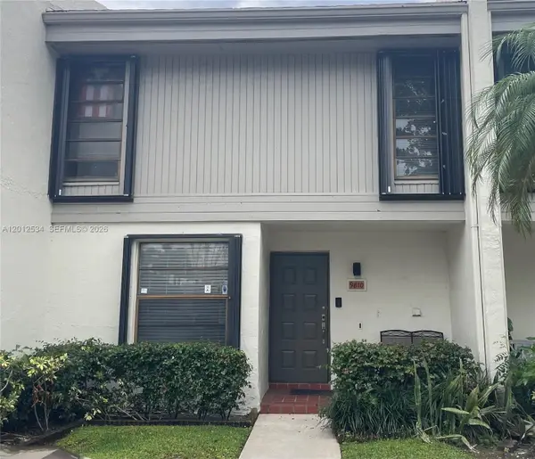 9810 NW 10th St #88, Pembroke Pines, FL 33024