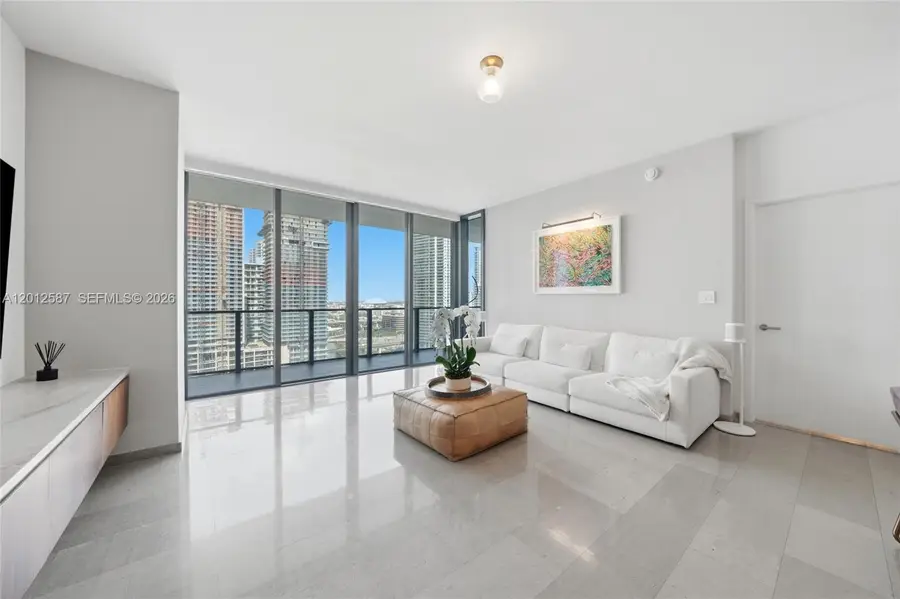 68 SE 6th St #1904, Miami, FL 33131 - #2