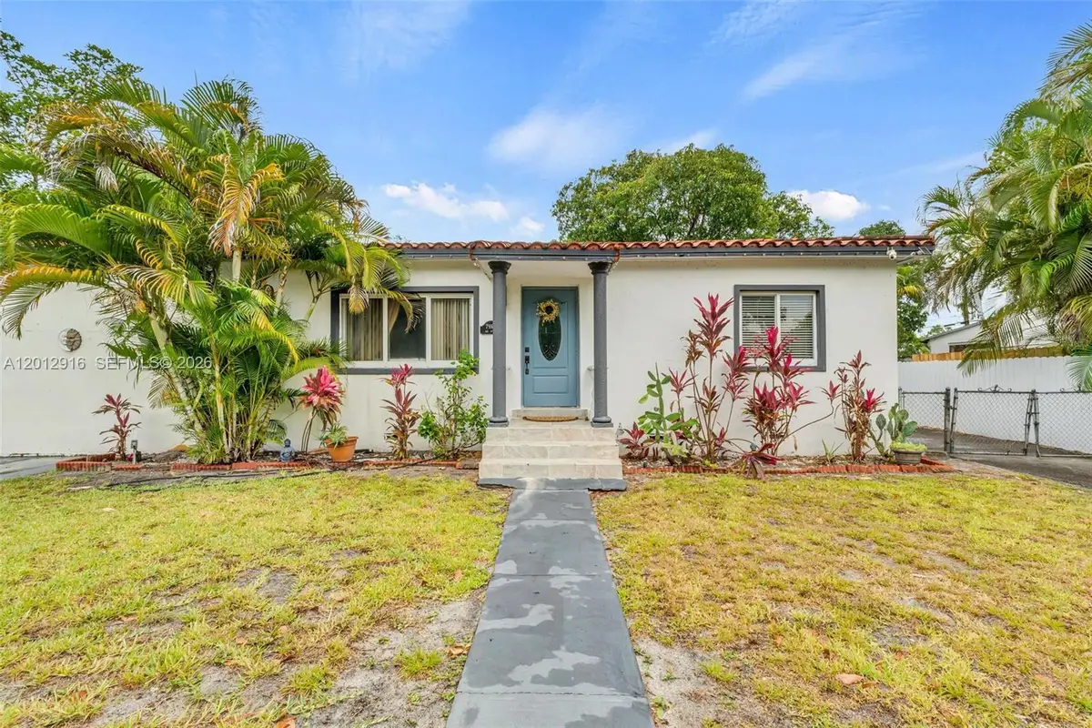 79 NW 143rd St, Miami, FL 33168 - #1