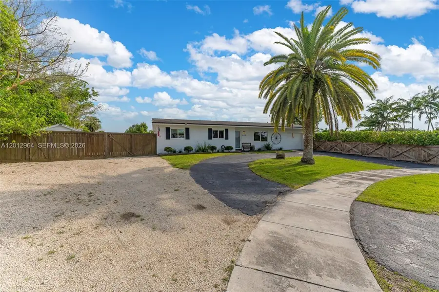 16340 SW 276th Ter, Homestead, FL 33031 - #2