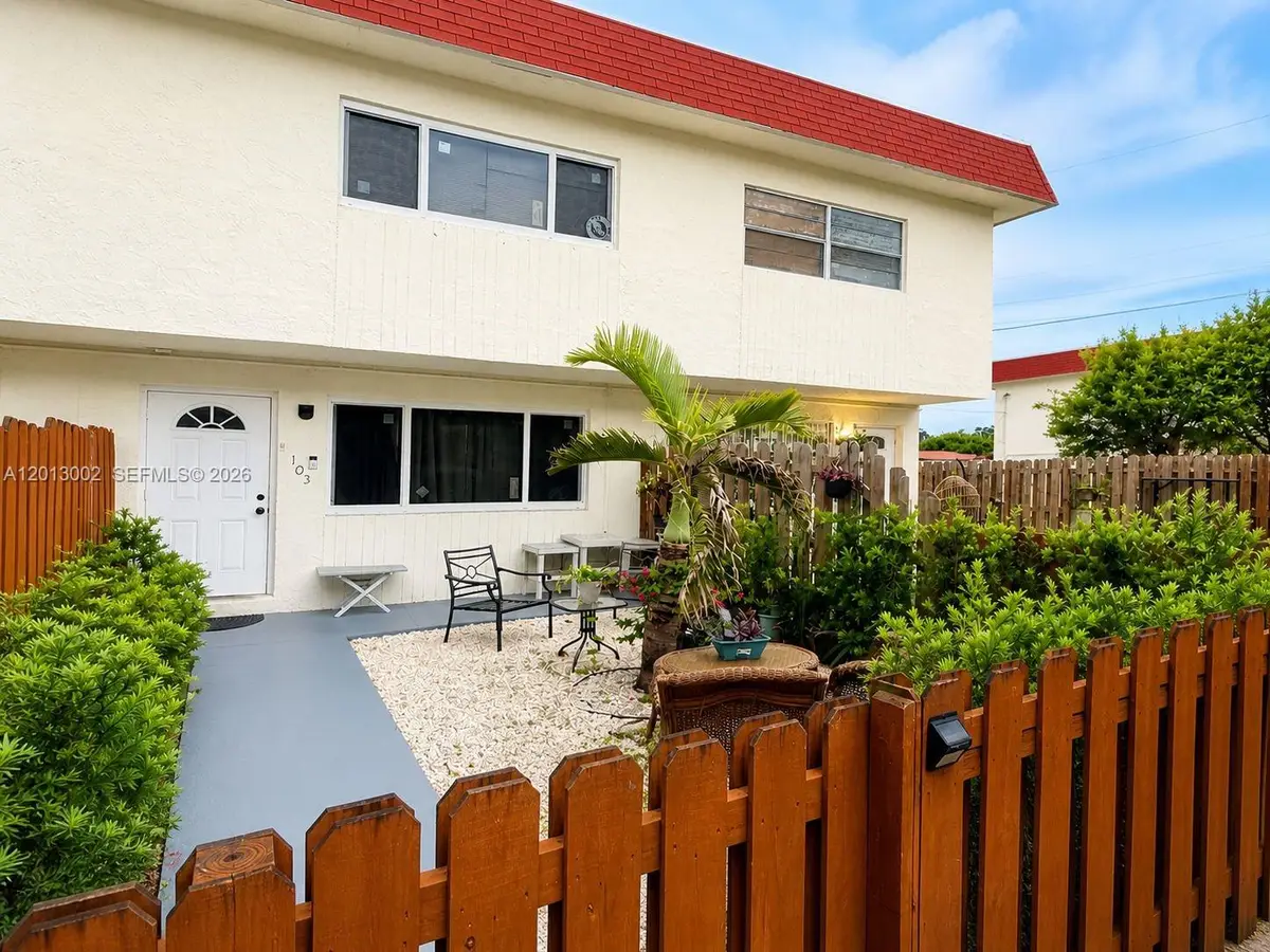 1520 NE 151st St #103, Miami, FL 33162 - #1