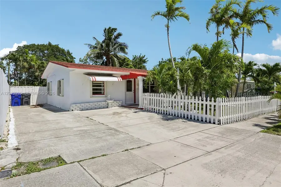 1215 S 24th Ave, Hollywood, FL 33020 - #3