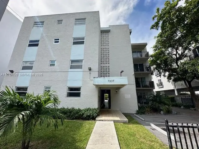 1337 NW 1st St #14, Miami, FL 33125 - #3