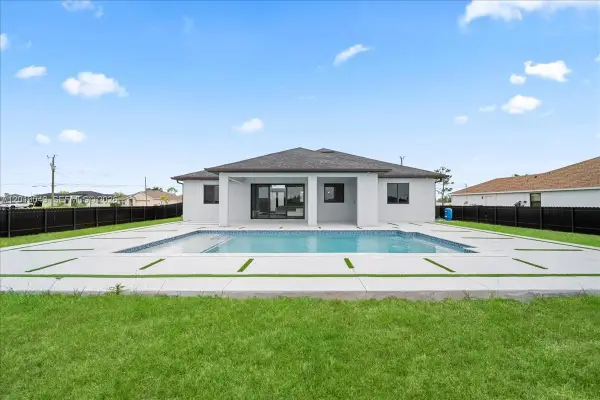 1925 Nw 15th Ter, Cape Coral, FL 33993