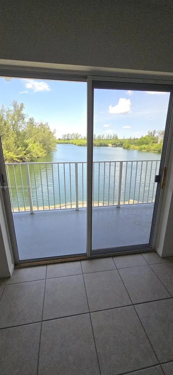 8240 SW 210th St #214, Cutler Bay, FL 33189 - #1