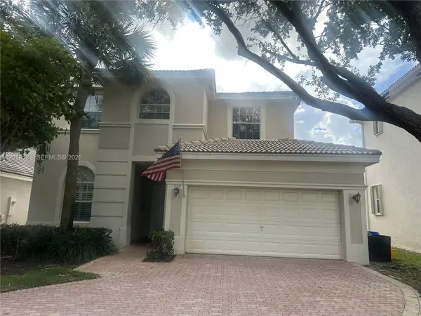 117 Palm Cir, Atlantis, FL 33462