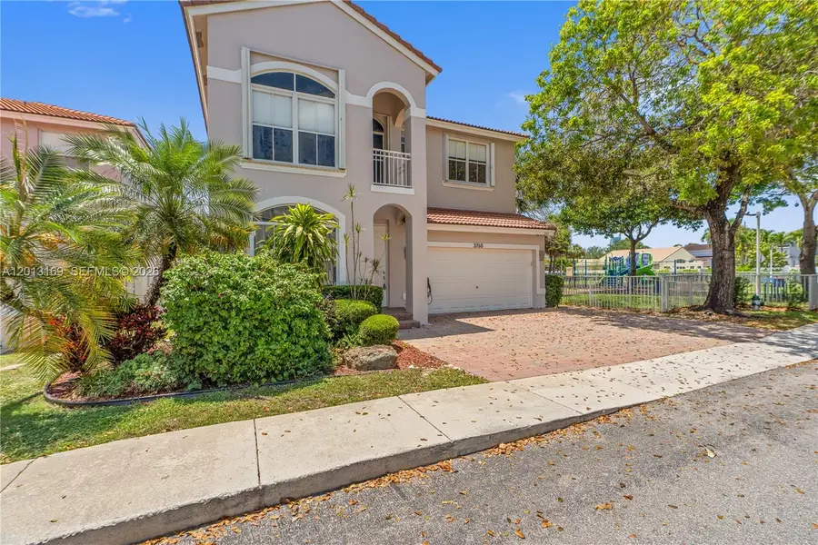 3760 SW 51st St, Hollywood, FL 33312 - #3