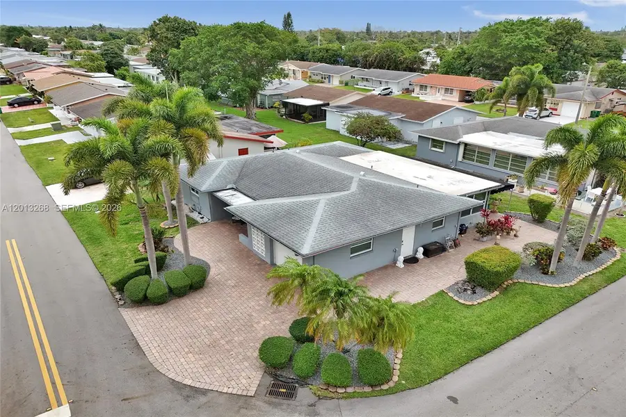 4722 NW 44th Ct, Tamarac, FL 33319 - #3