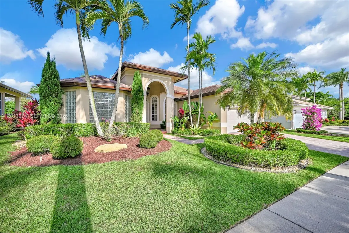 2553 Jardin Manor, Weston, FL 33327 - #1