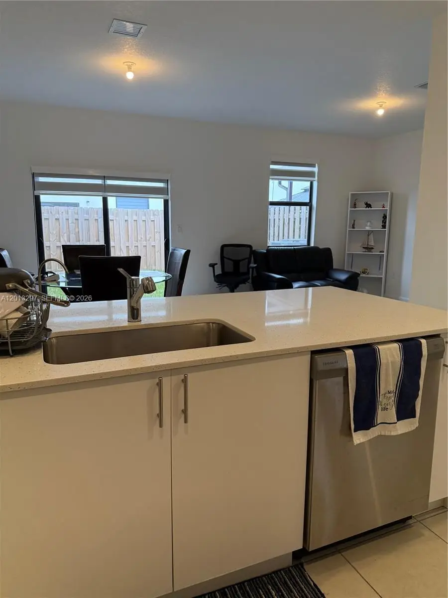 Address Withheld By Seller, Miami, FL 33170 - #3
