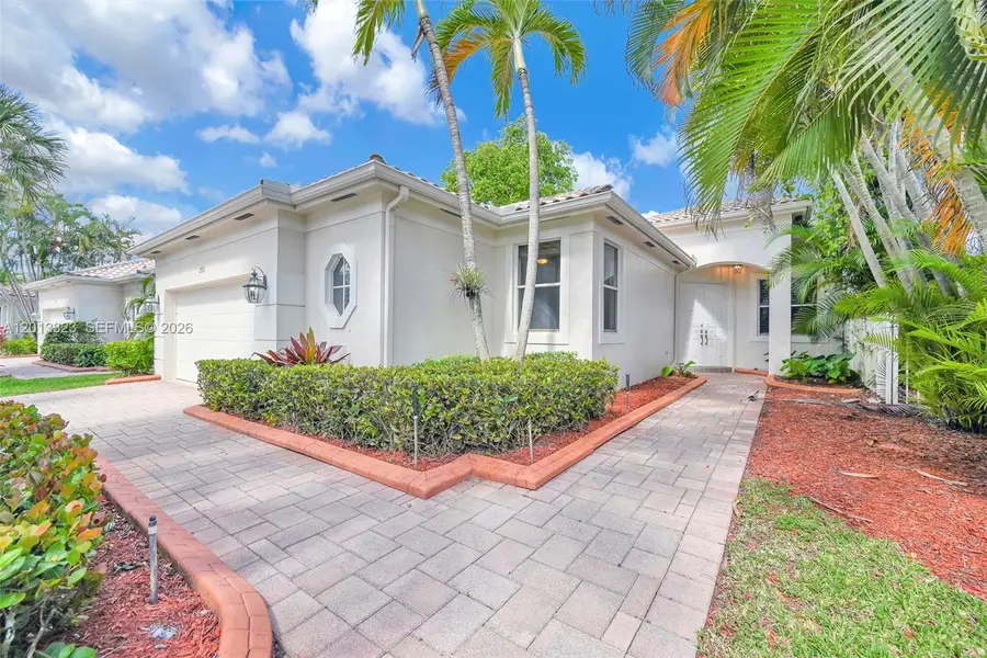 2553 Bay Pointe Drive, Weston, FL 33327 - #3