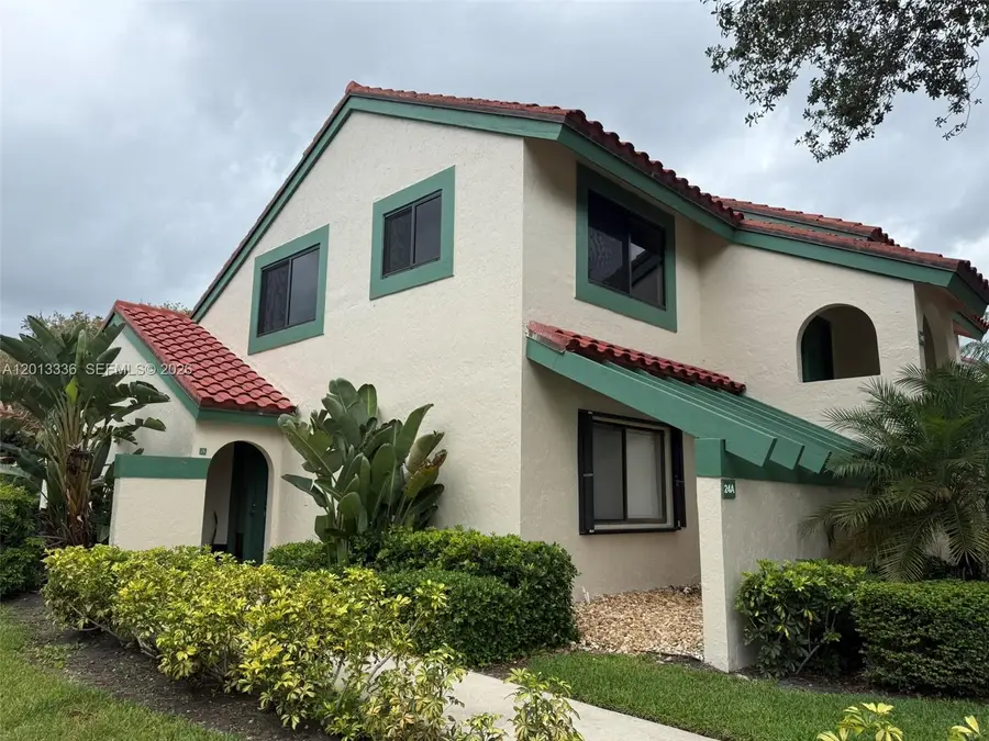 24 Lexington Ln W #A, Palm Beach Gardens, FL 33418 - #3